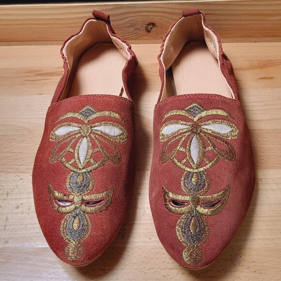Sundance Bird of Flight Embroidered Rust Red Suede Ballet Flats Size 10 - Picture 2 of 8